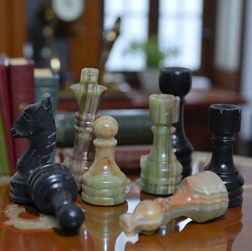 Marble Hives Luxury Handmade Marble Chess Set β Green & Black