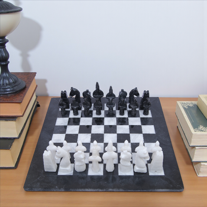 15 Inch Black and White Marble Statue Chess Set