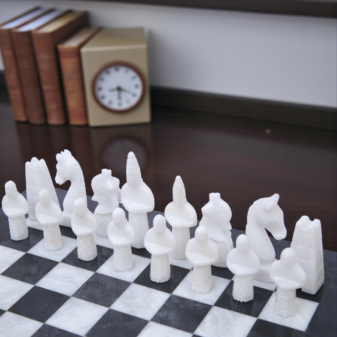 15 Inch Black and White Marble Statue Chess Set