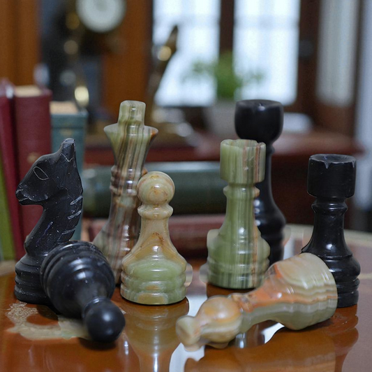 Marble Hives Luxury Handmade Marble Chess Set – Green & Black