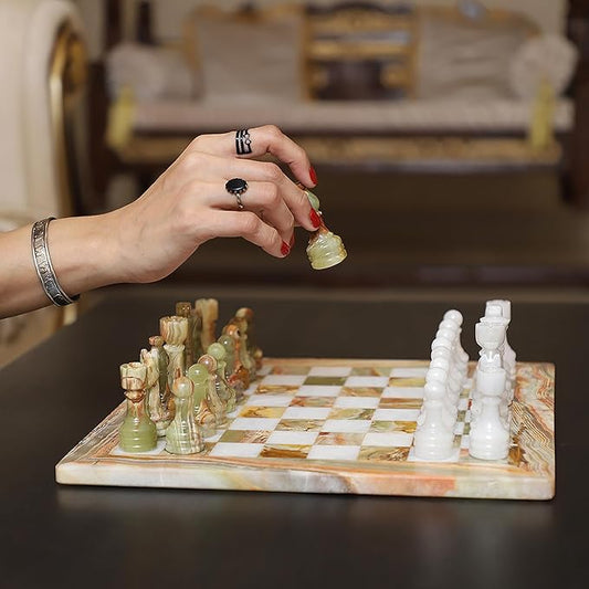 Onyx luxury chess set